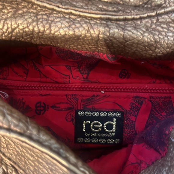 Gold vegan purse. RED by Marc Ecko. - Picture 3 of 4